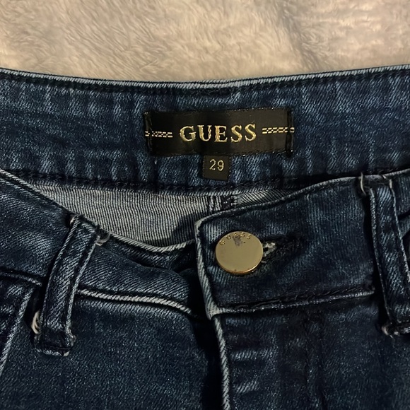 Guess jeans size 29 (8) no pockets in front only in back. In great shape! - Picture 4 of 7